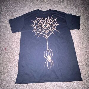 Heart spiderwebbed T-shirt